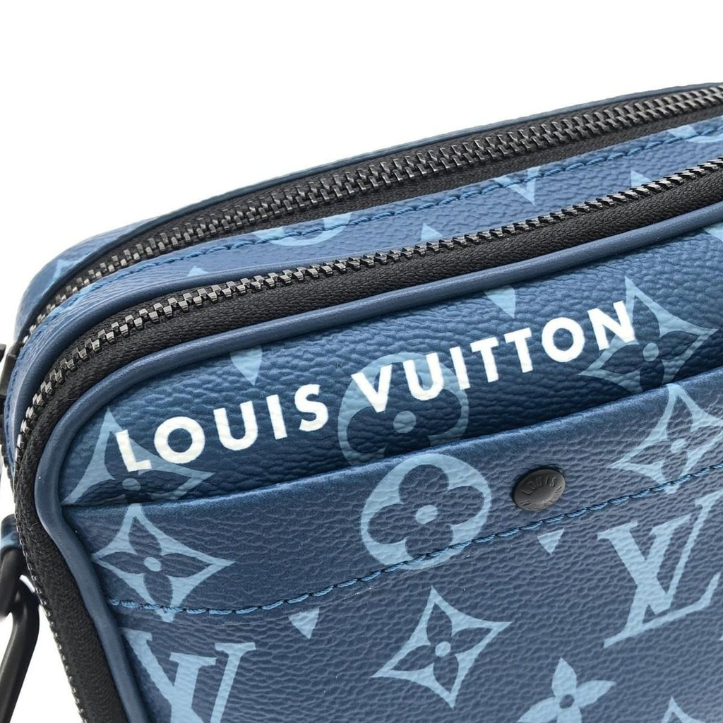 Louis Vuitton Monogram Shoulder Bag — view 5
