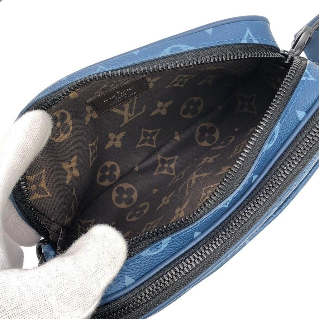 Louis Vuitton Monogram Shoulder Bag — view 7