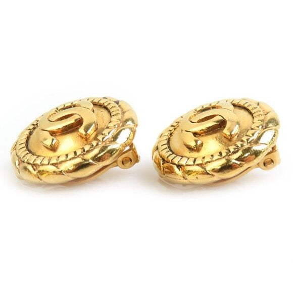 Chanel CC Gold Plated Vintage Earrings Coco Mark Logo Round Clip On — view 2