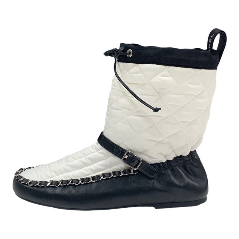 Chanel Boots Short Shoes Nylon Leather White Black Quilted Chain Belt — view 4