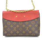 Louis Vuitton Shoulder Bag Saint Placide — view 3
