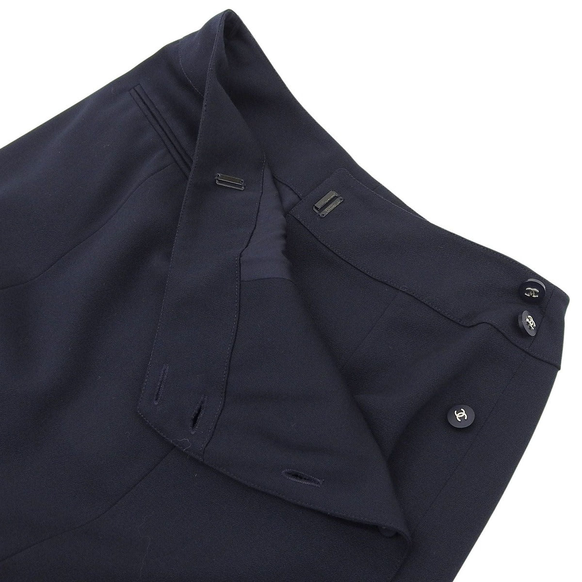 Chanel 96 P 100% Wool Silk — view 3