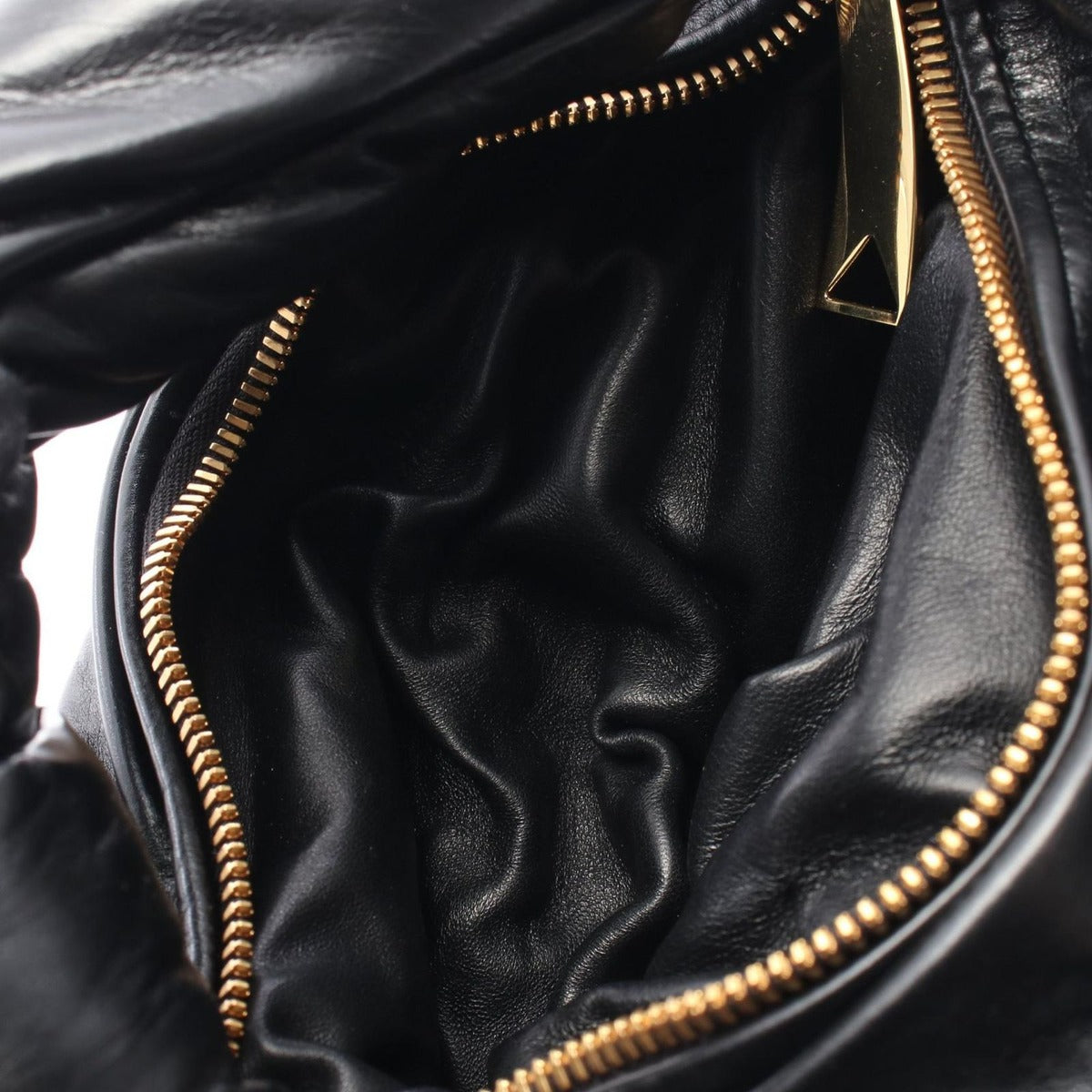 Bottega Veneta Handbag Mini Jodie Black Leather — view 3
