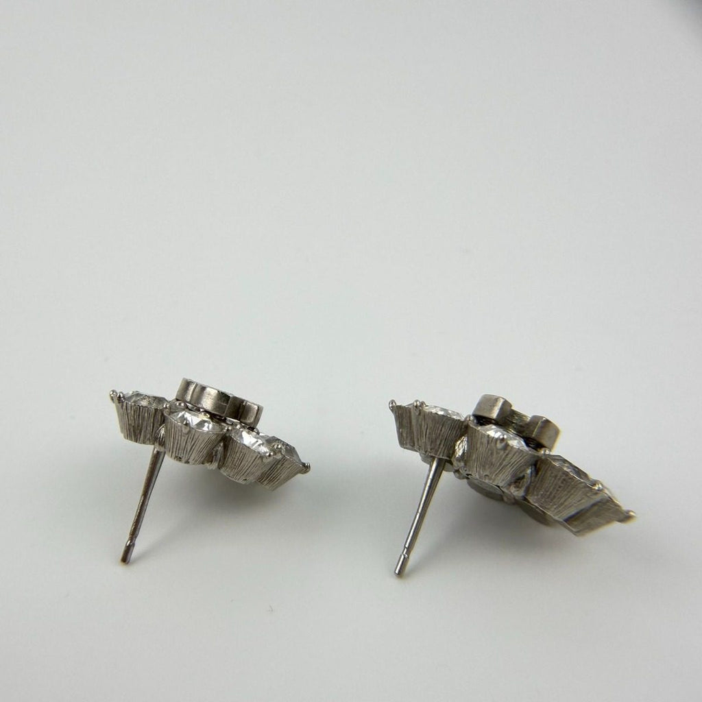 Chanel CC Logo Earrings Silver Vintage — view 6