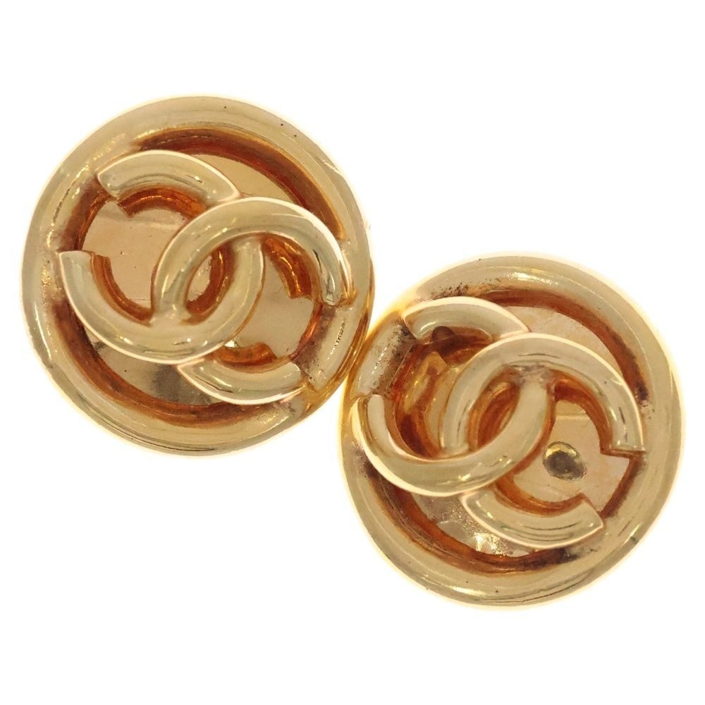 Chanel Vintage CC Logo Circle Earrings Gold