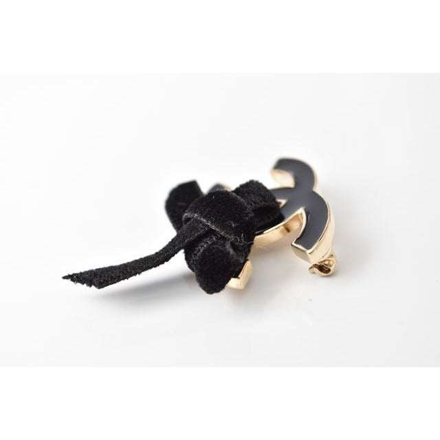 Chanel Brooch Pin Ribbon Motif Gold Black — view 2