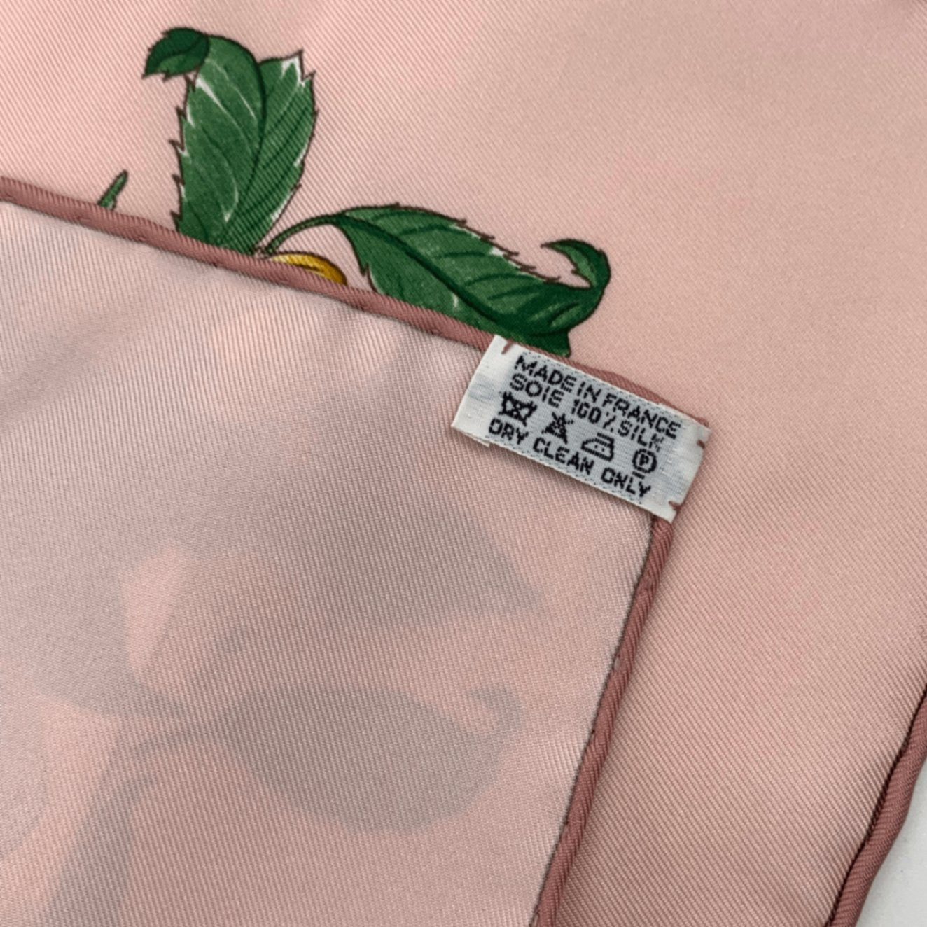 Hermes Carre 90 Coeur Des Bois In The Forest Pink Silk 100% Scarf