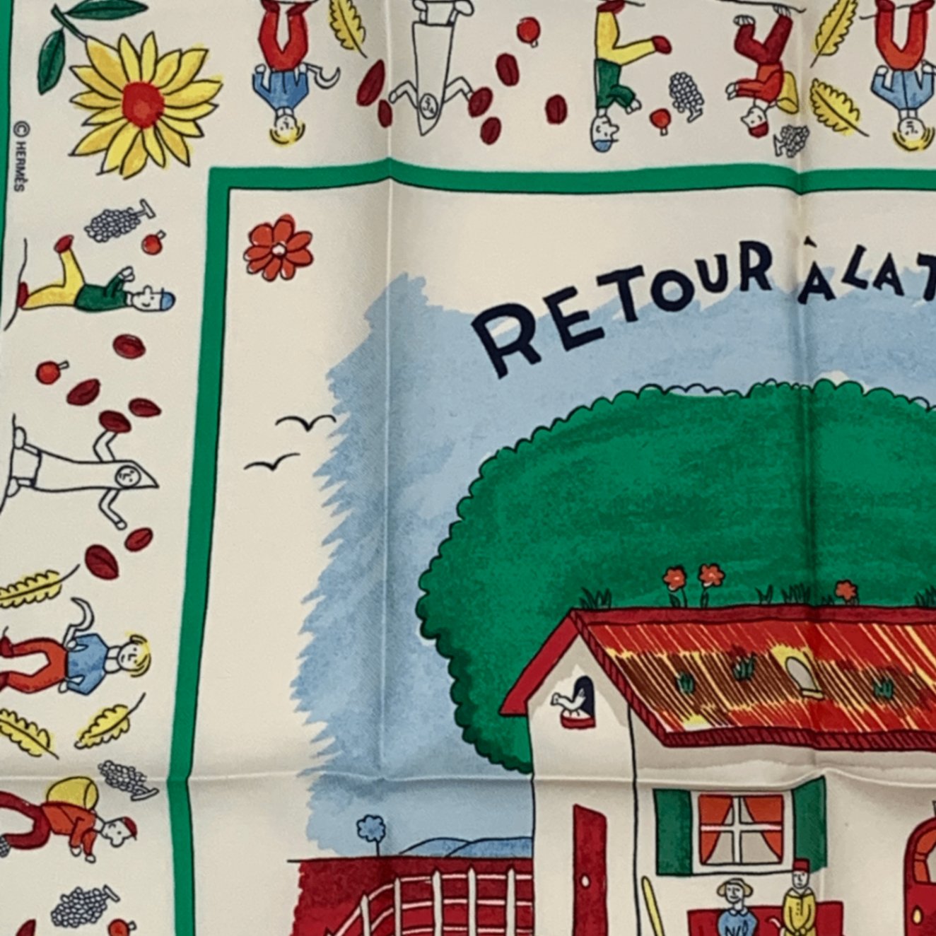 Hermes RE Tour A la Terre Return Silk 100% Scarf Green