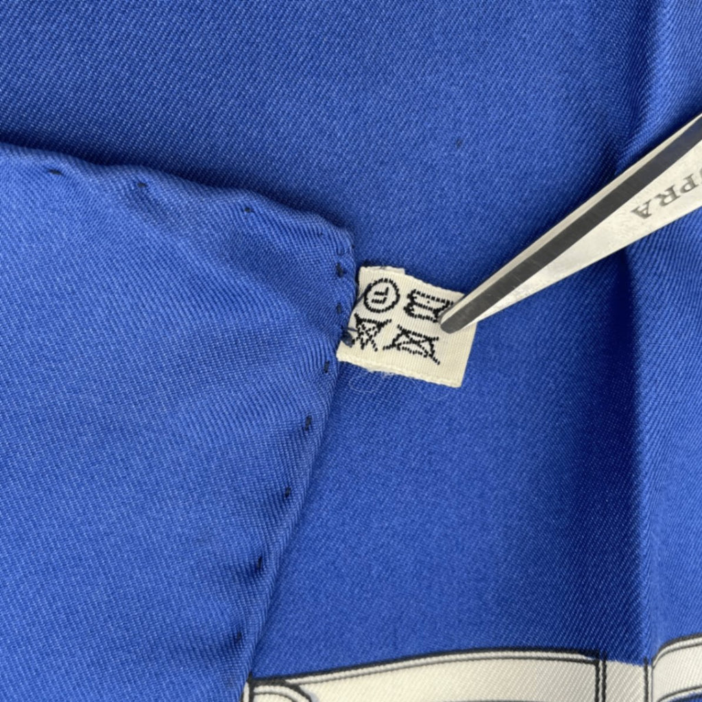 Hermes Silk 48 Horses In The Paddock Scarf Blue