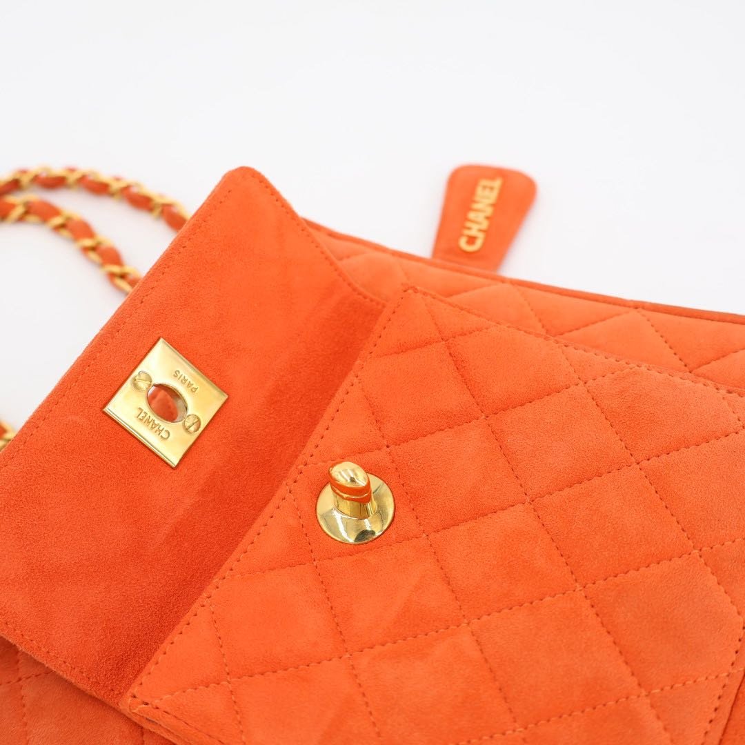 Chanel Vintage CC Logo Quilted Chain Shoulder Handbag Purse