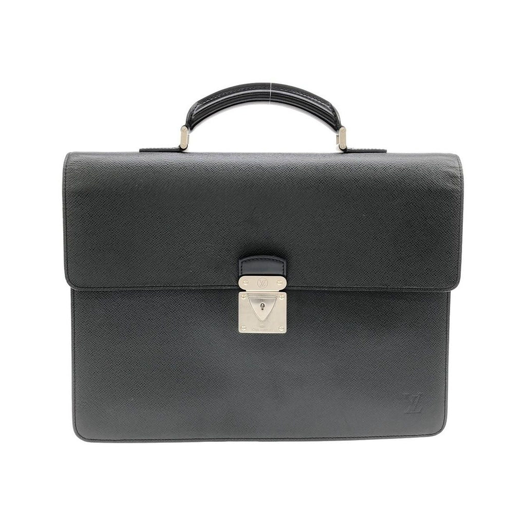 Louis Vuitton Taiga Lagito Bag