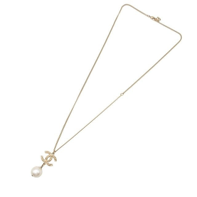 Chanel Necklace CC Logo Gold Metal Costume Pearl — view 2