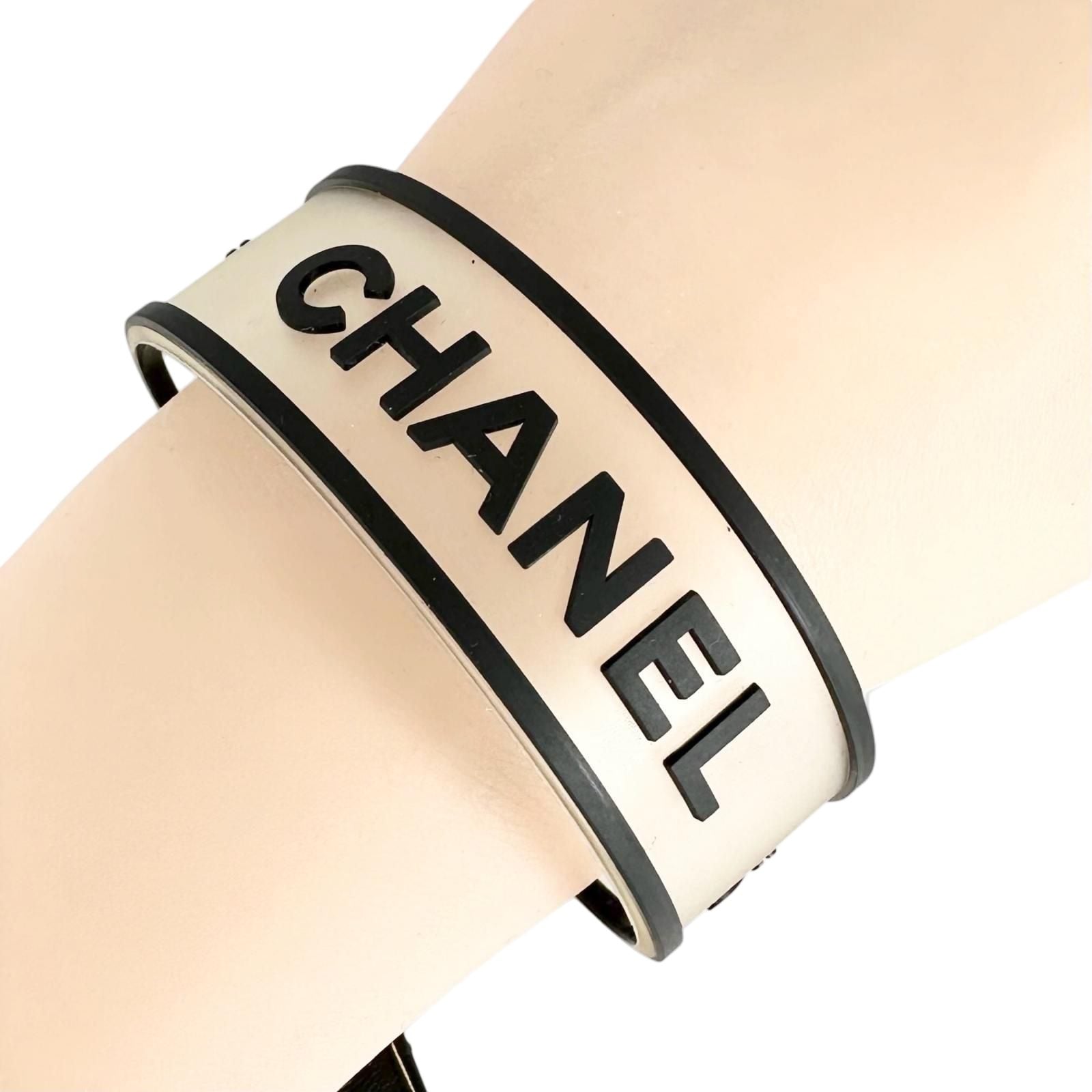 Chanel Logo Rubber Black White Bracelet Silver — view 2