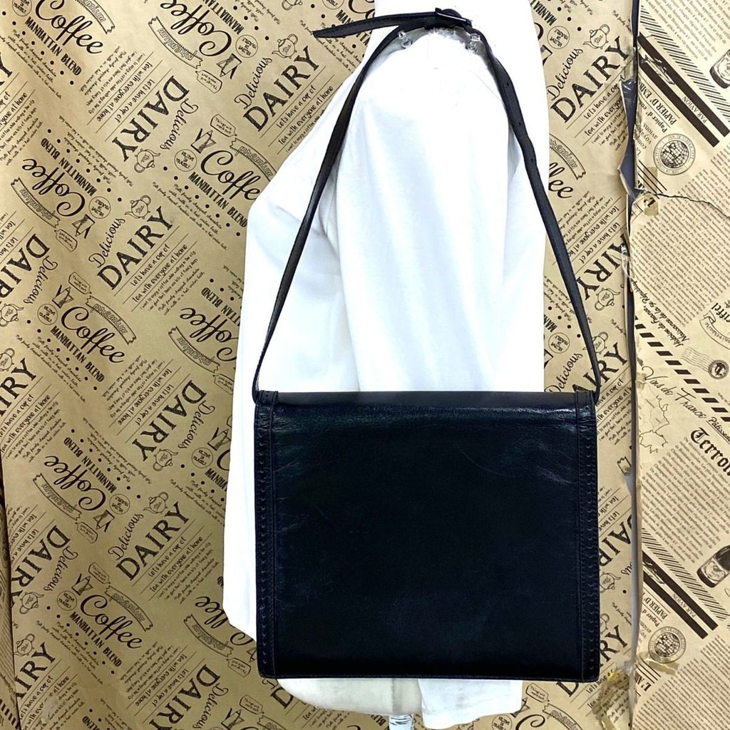 Saint Laurent Shoulder Bag Leather Black Pochette Travel Formal — view 2