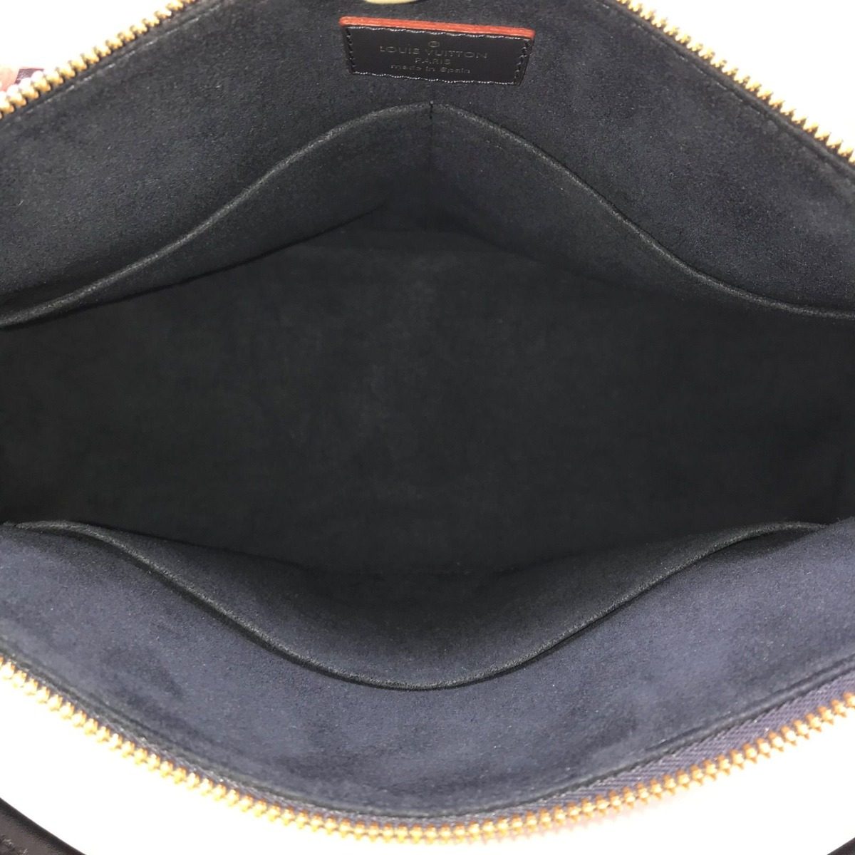 Louis Vuitton Monogram Empreinte Tote MM Shoulder Bag — view 5