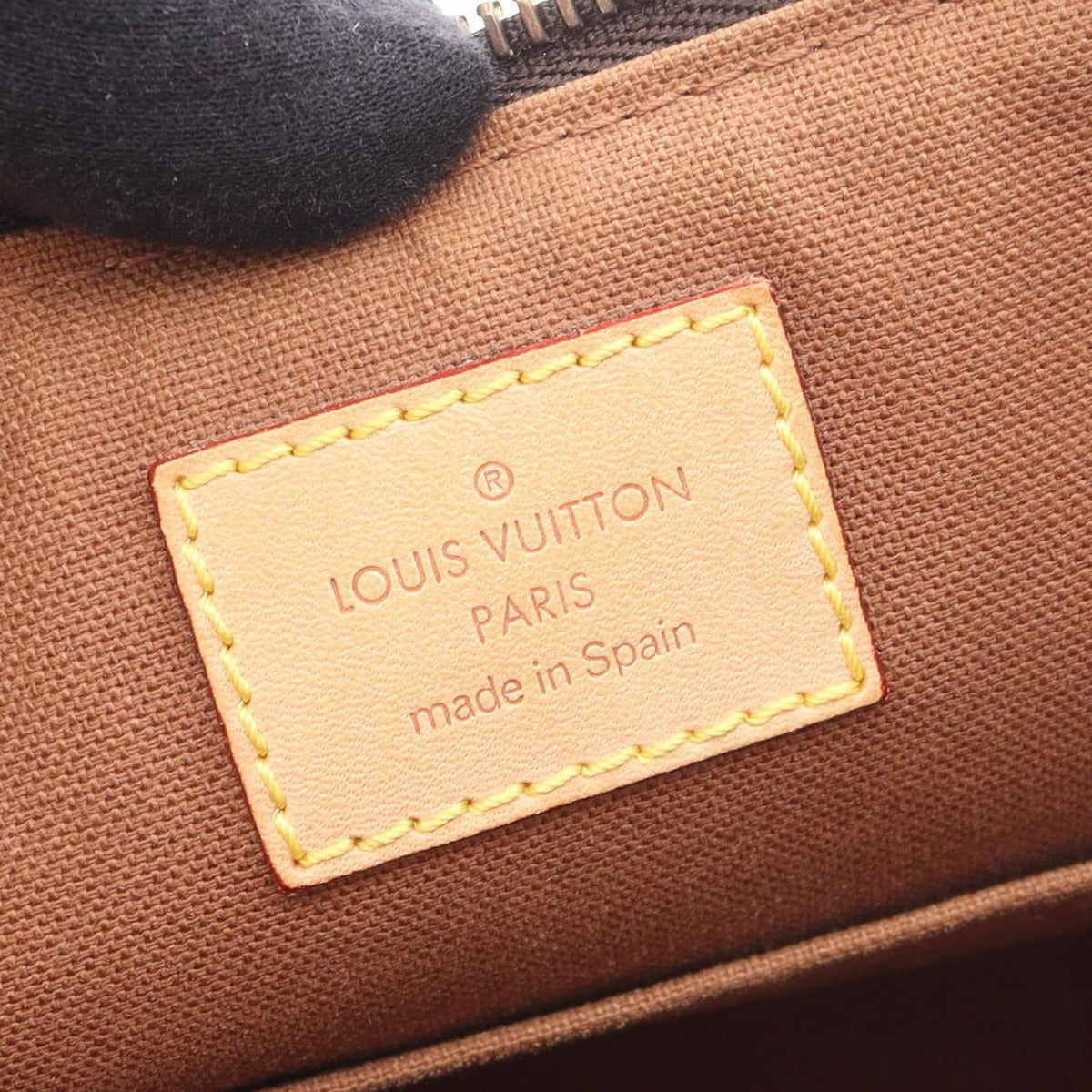 Louis Vuitton Shoulder Bag Tulum GM Canvas Leather — view 4