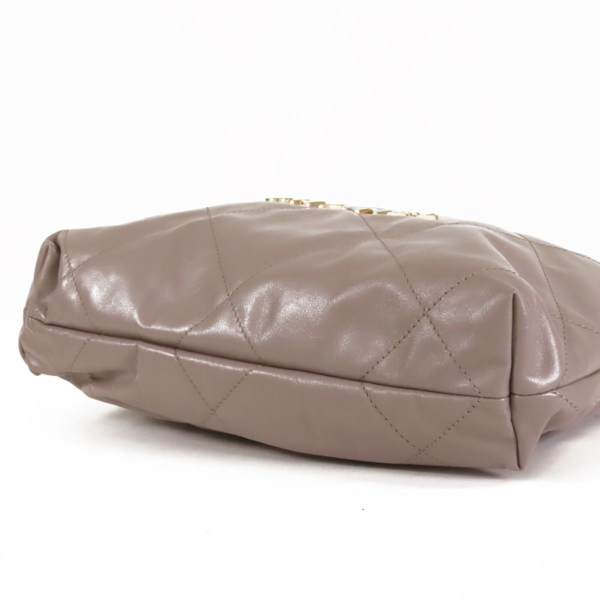 Chanel 22 Small Gray Beige Gold Shiny Calfskin Chain Shoulder Bag — view 3