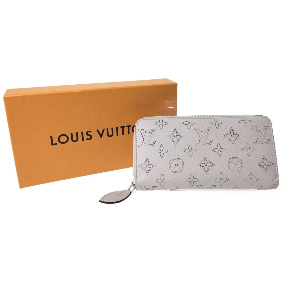 Louis Vuitton Round Zipper Long Wallet Monogram Mahina Light Gray