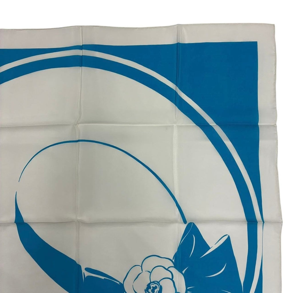 Chanel Large Scarf CC Logo 100% Silk Blue White — view 4
