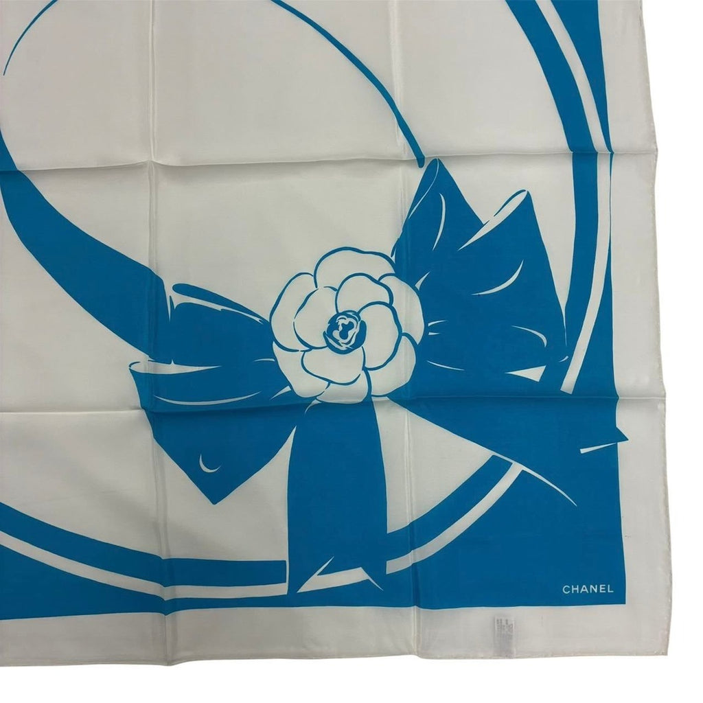 Chanel Large Scarf CC Logo 100% Silk Blue White — view 5