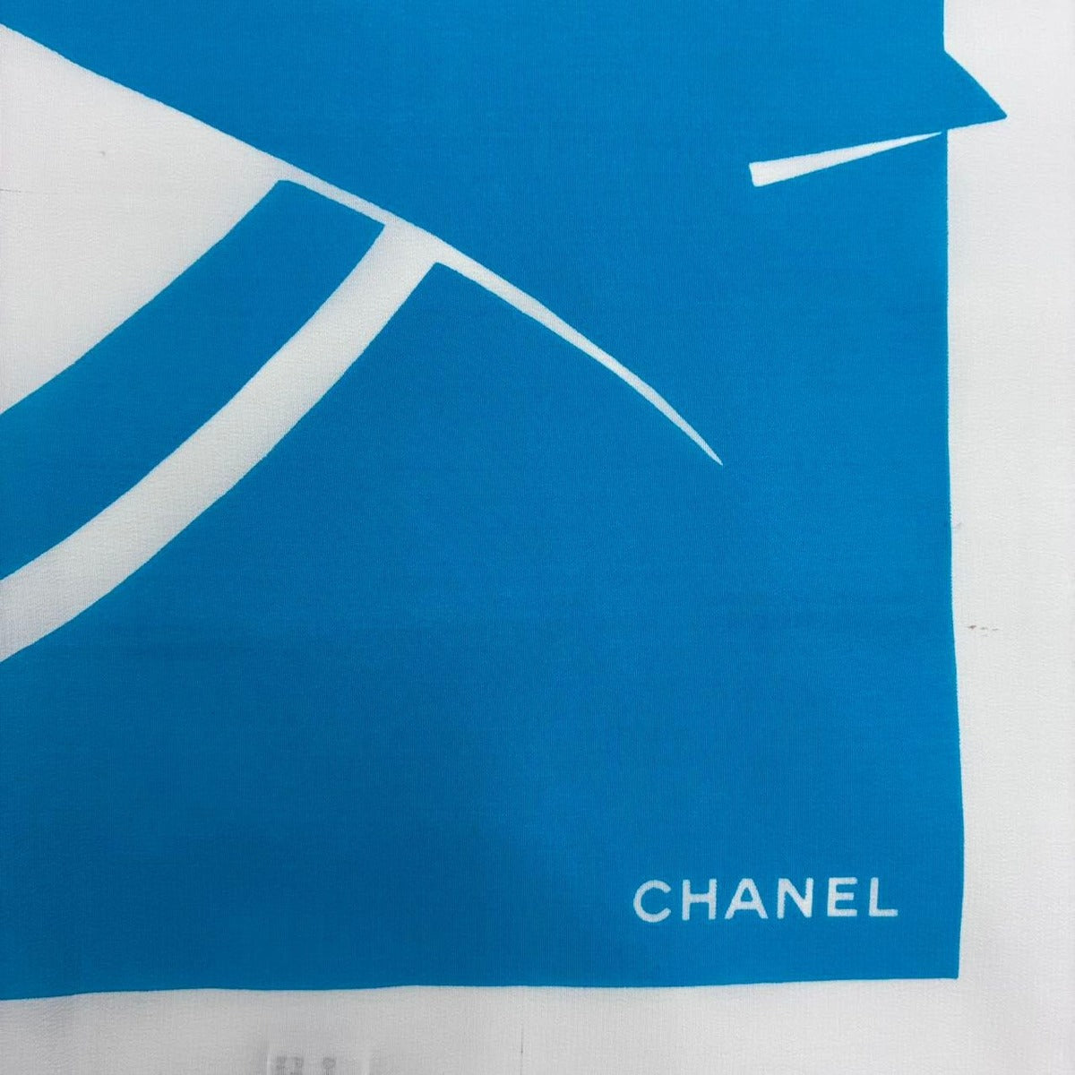 Chanel Large Scarf CC Logo 100% Silk Blue White — view 7