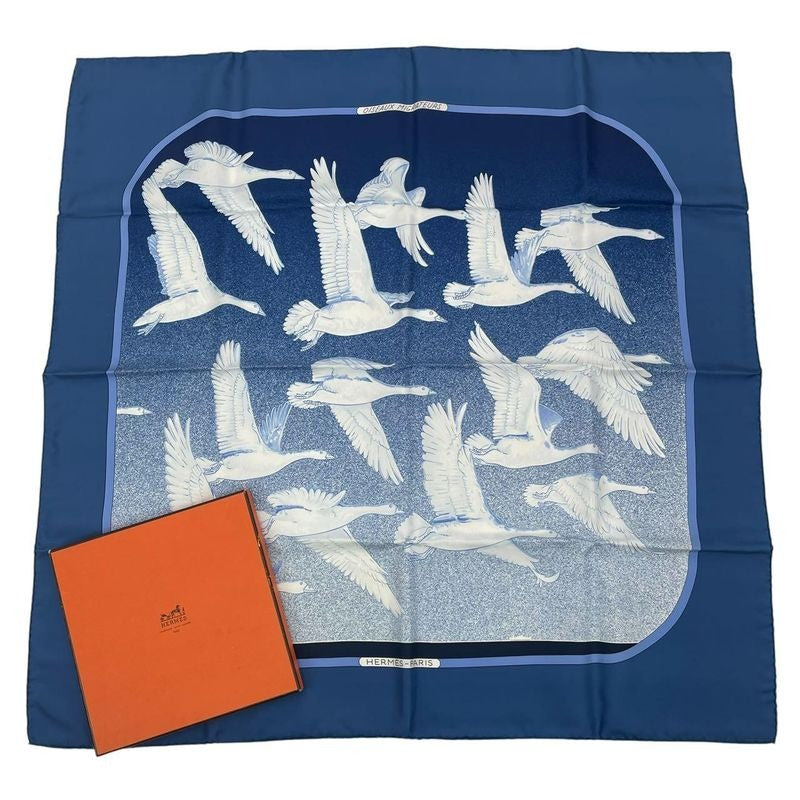 Hermes Carre 90 Scarf Migratory Bird 100% Silk Blue