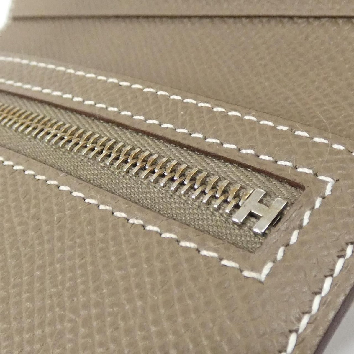 Hermes New Ash Passant Compact Wallet — view 4