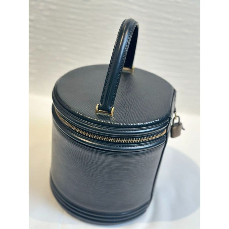 Louis Vuitton Epi Cannes Vanity Bag Black — view 6