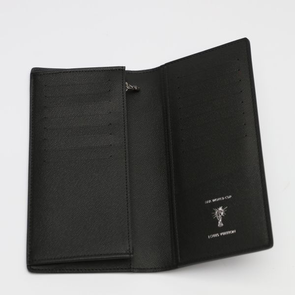 Louis Vuitton Epi Portefeuille Blazer Russia 2018 FIFA World Cup Long — view 3