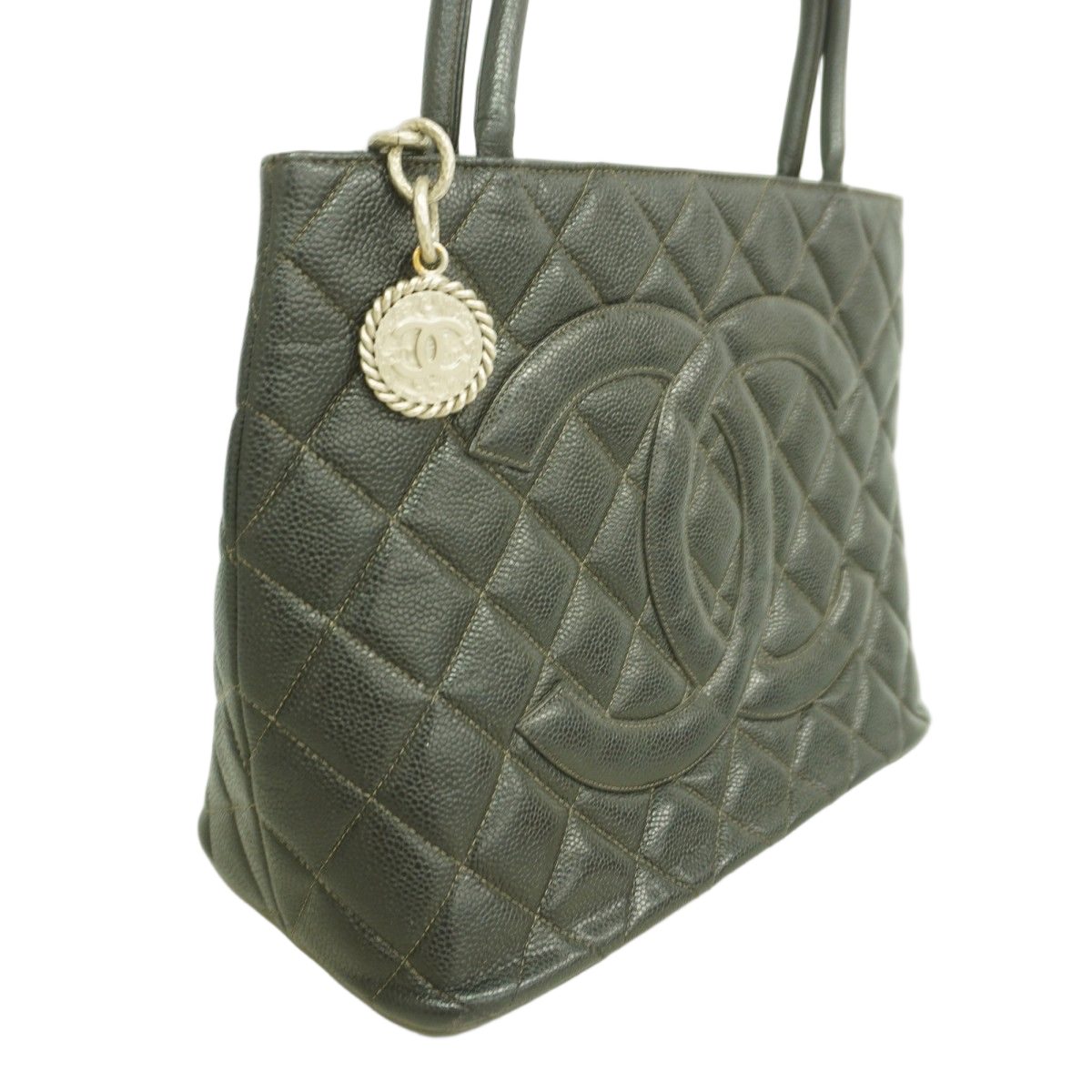 Chanel Tote Reissue Caviar Leather Black Silver — view 2