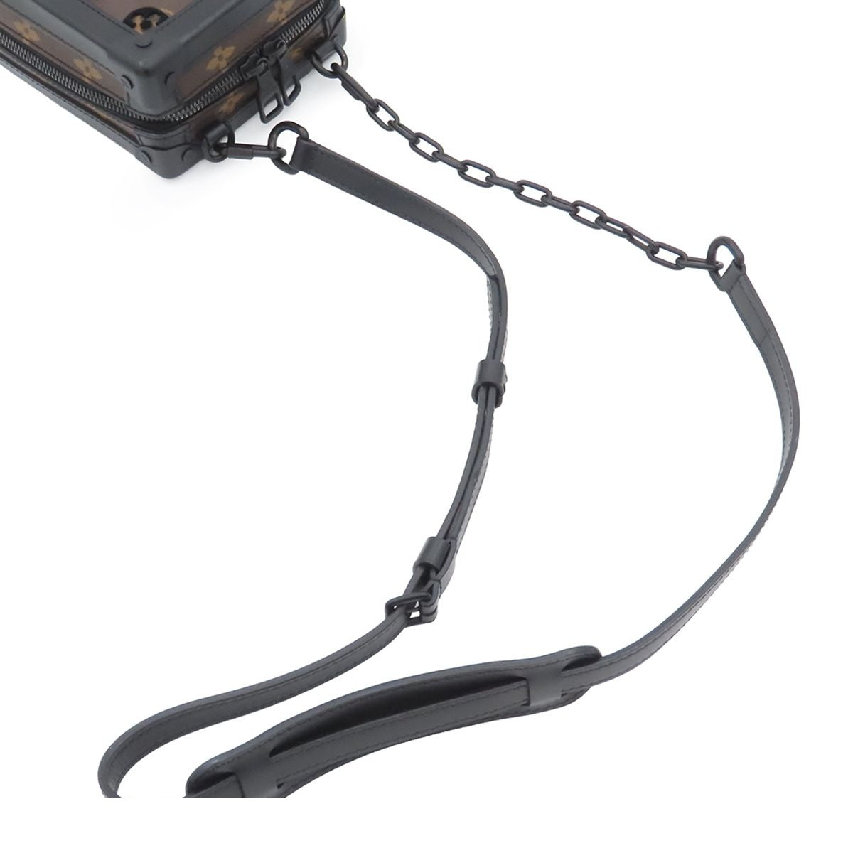 Louis Vuitton Vertical Soft Trunk Noir Monogram Tuffetage — view 4