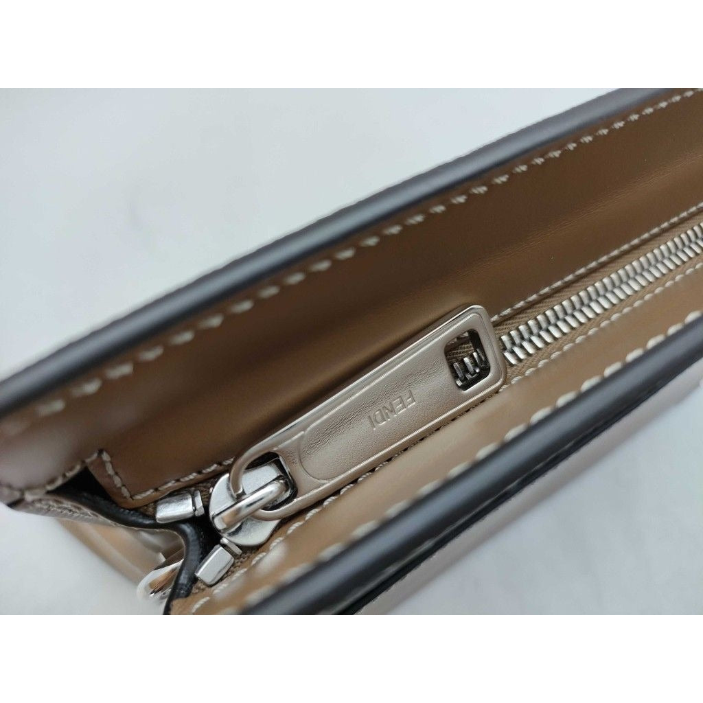 Fendi Clutch Zucca Brown Leather Silver — view 9