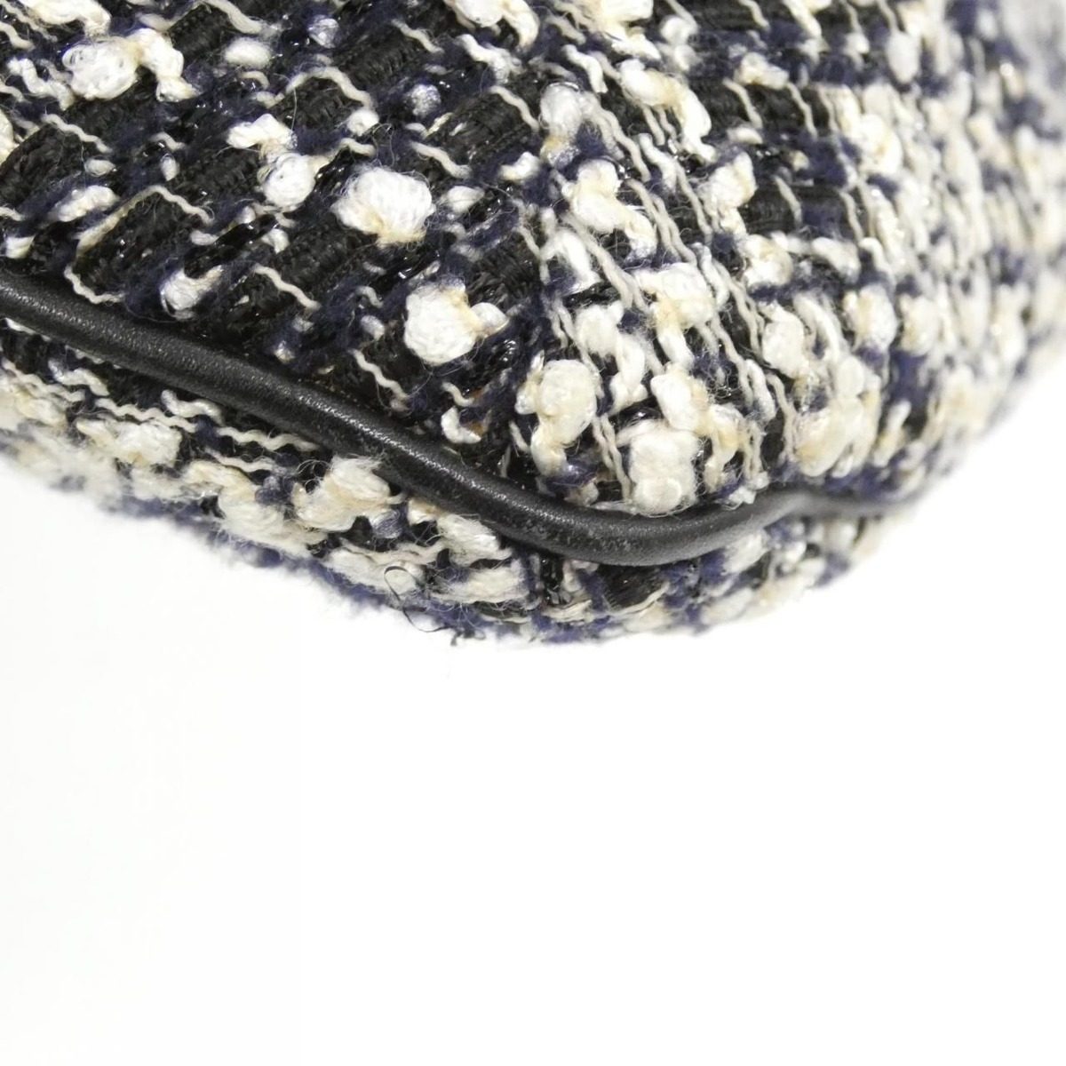 Chanel Vintage Shoulder Bag — view 3