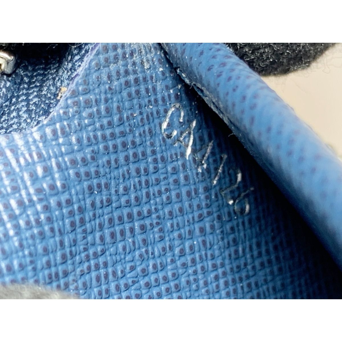 Louis Vuitton Taiga Zippy Wallet Vertical Round Zipper Long Navy — view 9