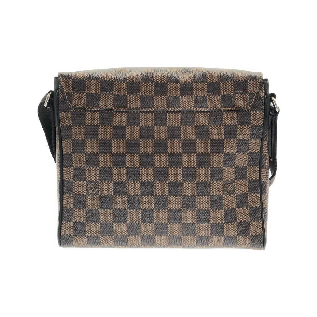 Louis Vuitton Damier District PM Shoulder Bag — view 2