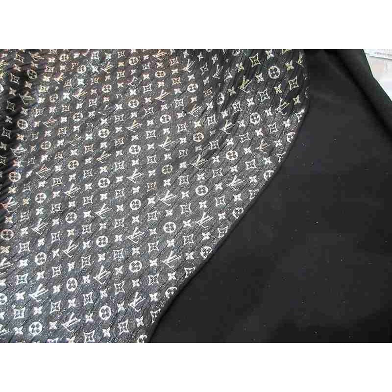 Louis Vuitton Shawl Black Lame — view 4