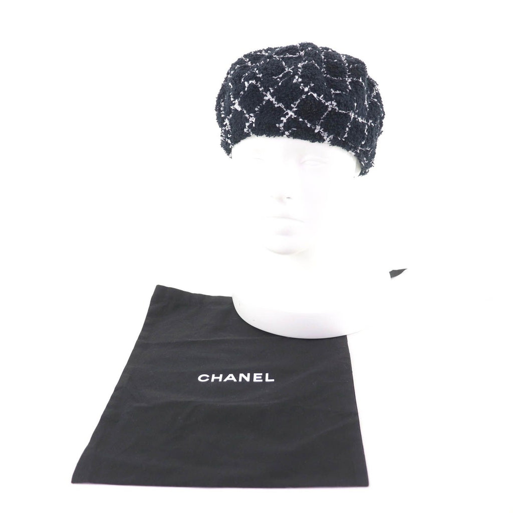 Chanel 19C CC Logo Plaid Tweed Beret Hat Black White — view 2