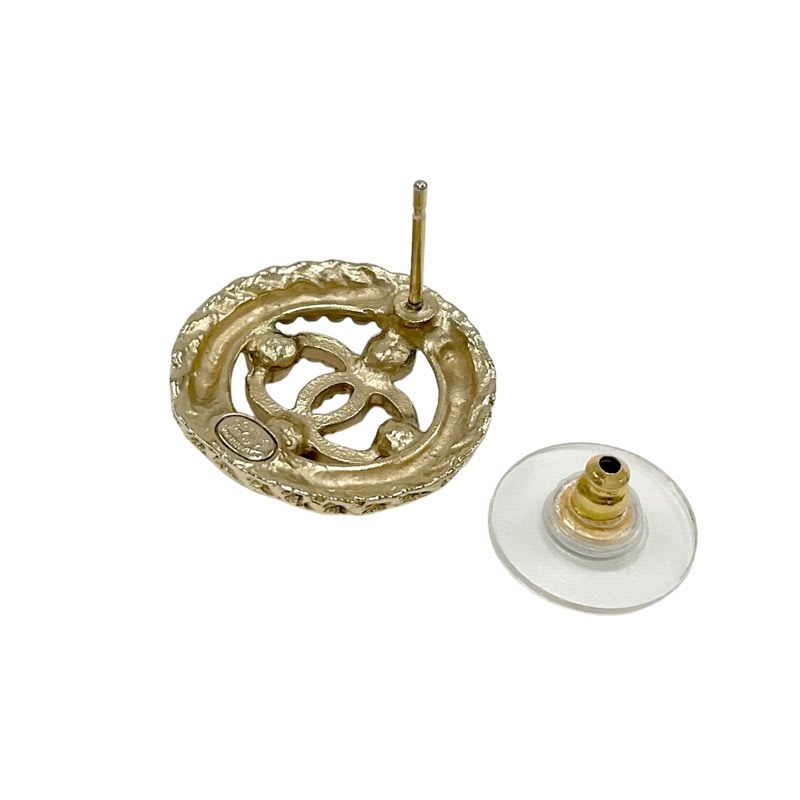 Chanel Coco Mark Pearl Round — view 6