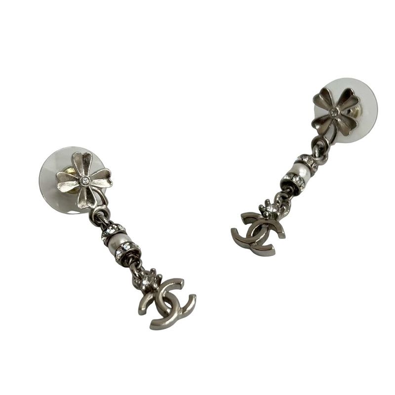 Chanel Coco Mark Clover Motif Metal Rhinestone Faux 23FP — view 4
