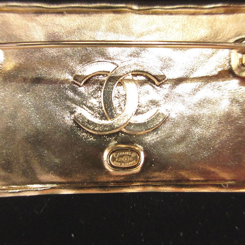 Chanel A23 S Logo Leather Metal Black Gold Brooch 0383 — view 4