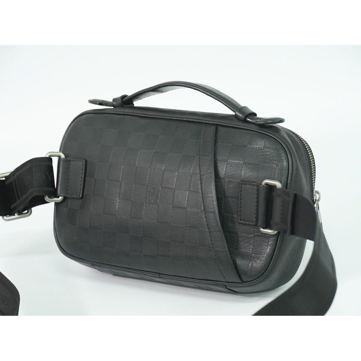 Louis Vuitton LV Ambler Damier Infini Belt Bag Onyx Ambreil — view 2