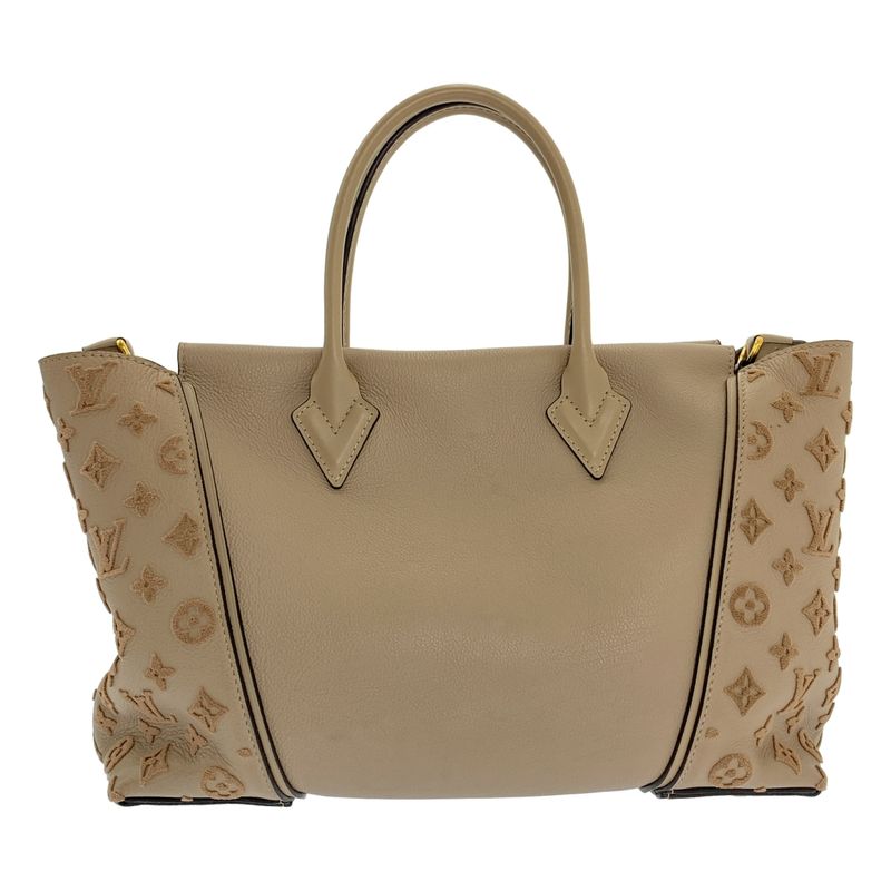 Louis Vuitton Tuftage Monogram Verre Leather Hand Tote Bag — view 2
