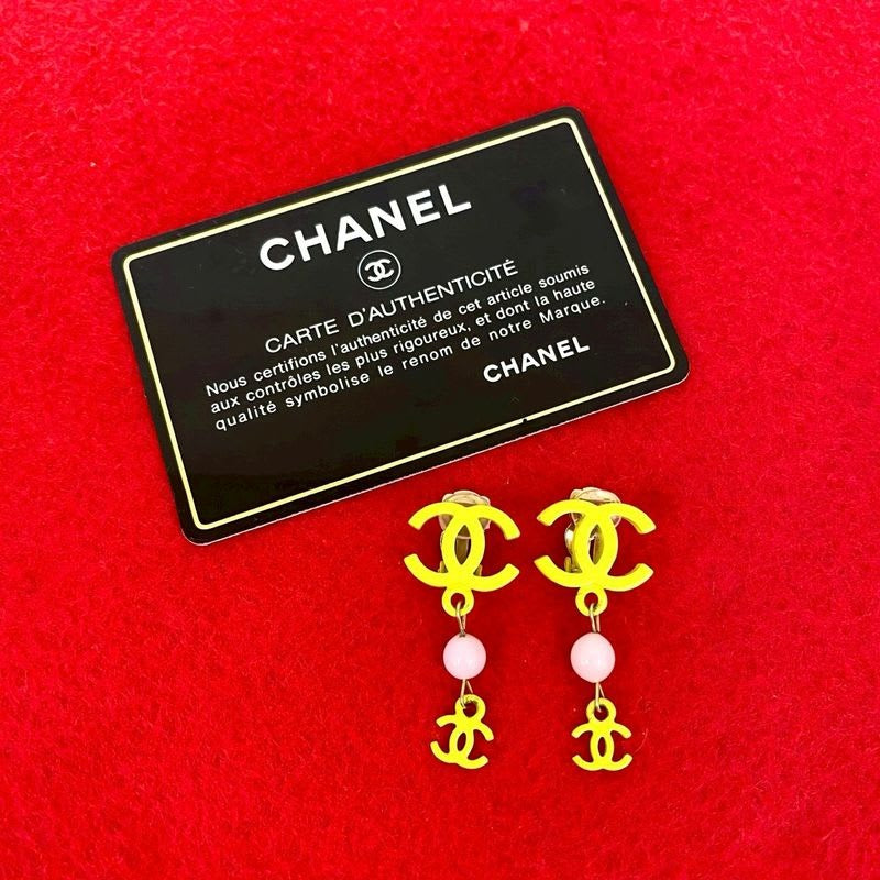 Chanel Coco Mark Motif Plastic Earrings Ear Cuff Accessory Gold 03S