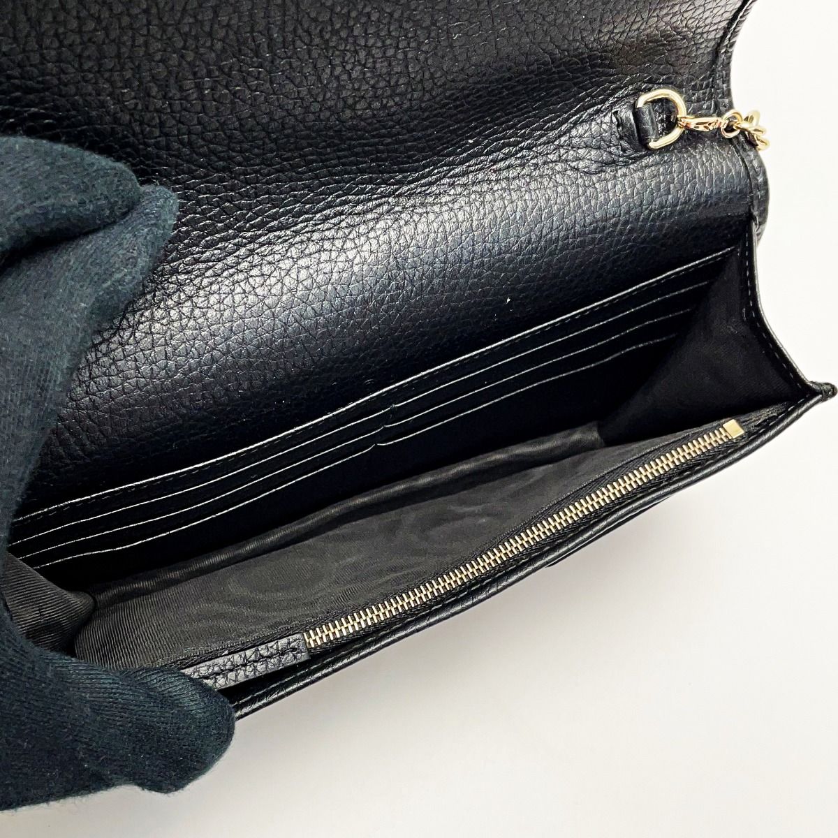 Gucci Soho Black Shoulder Bag Interlocking GG — view 4