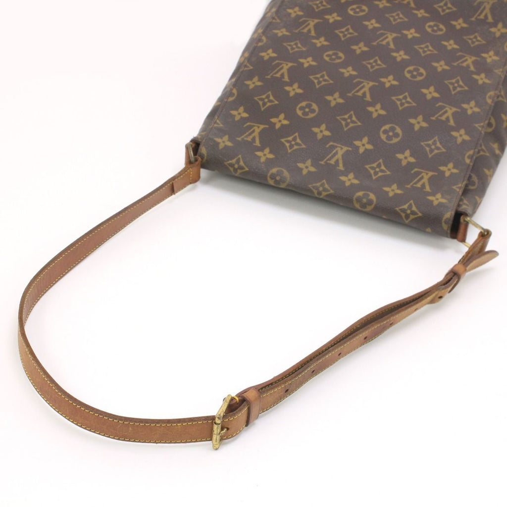 Louis Vuitton Monogram Musette Shoulder Bag — view 4