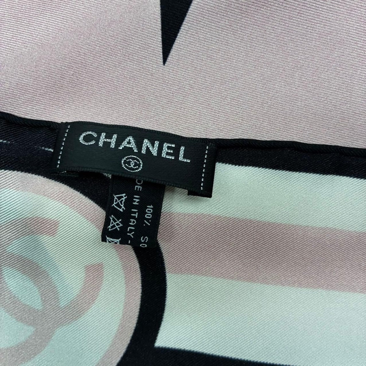 Chanel Large Scarf CC Logo Silk Pink — view 7