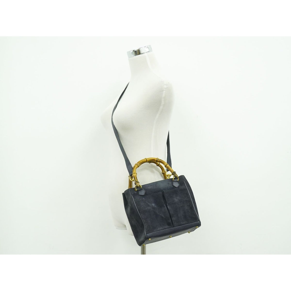 Gucci Bamboo 2-Way Shoulder Bag Pochette Suede Leather Navy — view 6