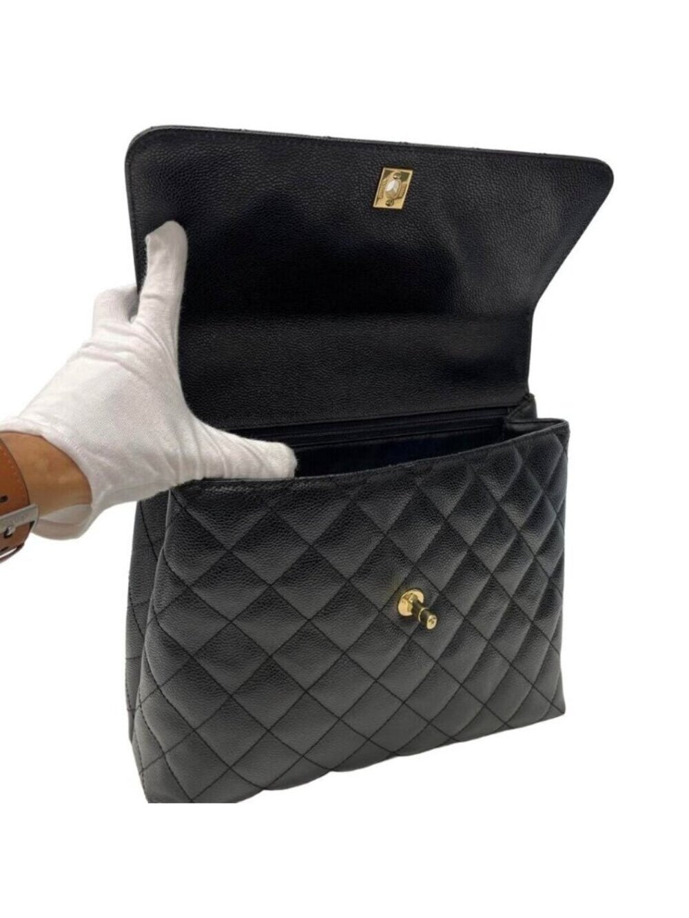 Chanel 24K CC Caviar Vintage Kelly Quilted Flap Bag Black Purse Handle
