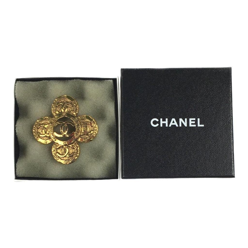 Chanel Brooch Coco Mark Cross Flower — view 6