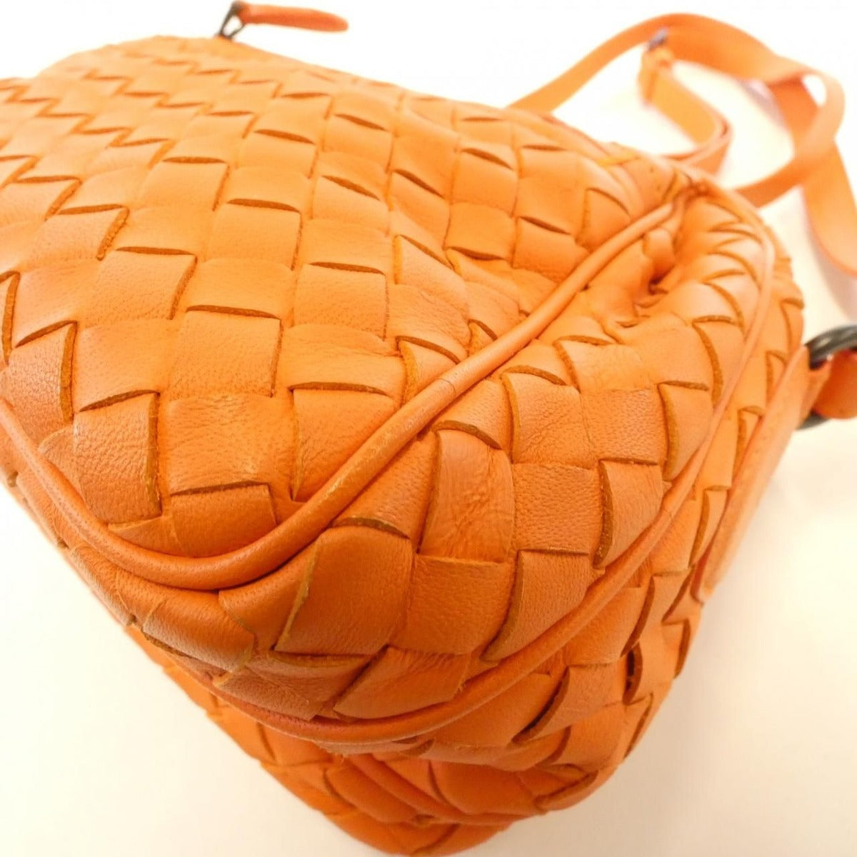 Bottega Veneta Shoulder Bag Leather Orange — view 3